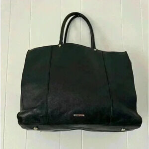 Rebecca Minkoff MAB classic medium genuine leather totebag - perfect for work!